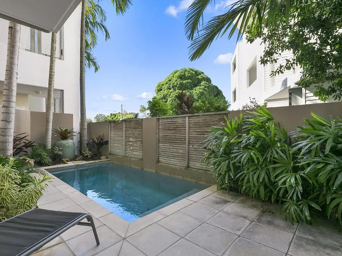 Unit 2 Wai Cocos 215 Gympie Terrace Noosaville Apartment