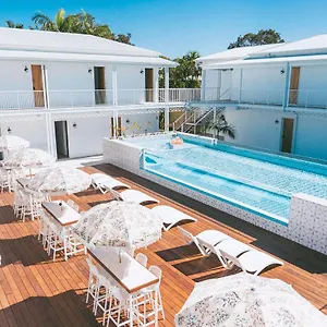  Hostel Bounce Noosa